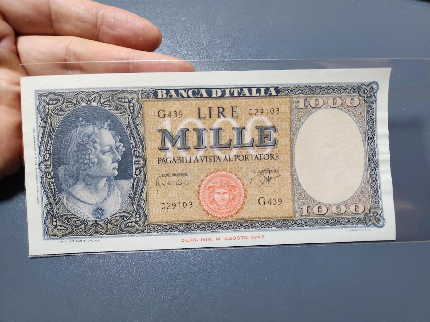 1月8号晚上8点 外国纸币自动截拍第81场