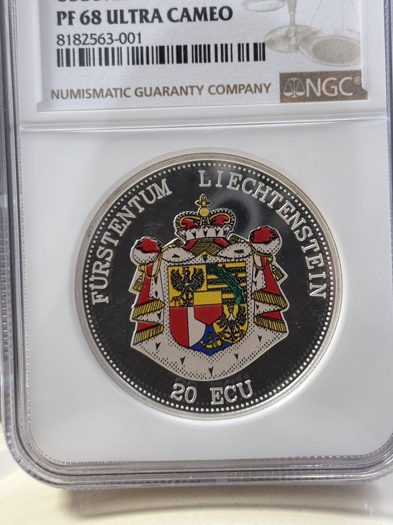 第187期拍卖 列支敦士登1993年瓦杜兹城堡加厚2盎司纪念彩银币NGC-PF68，999银，发行1500枚