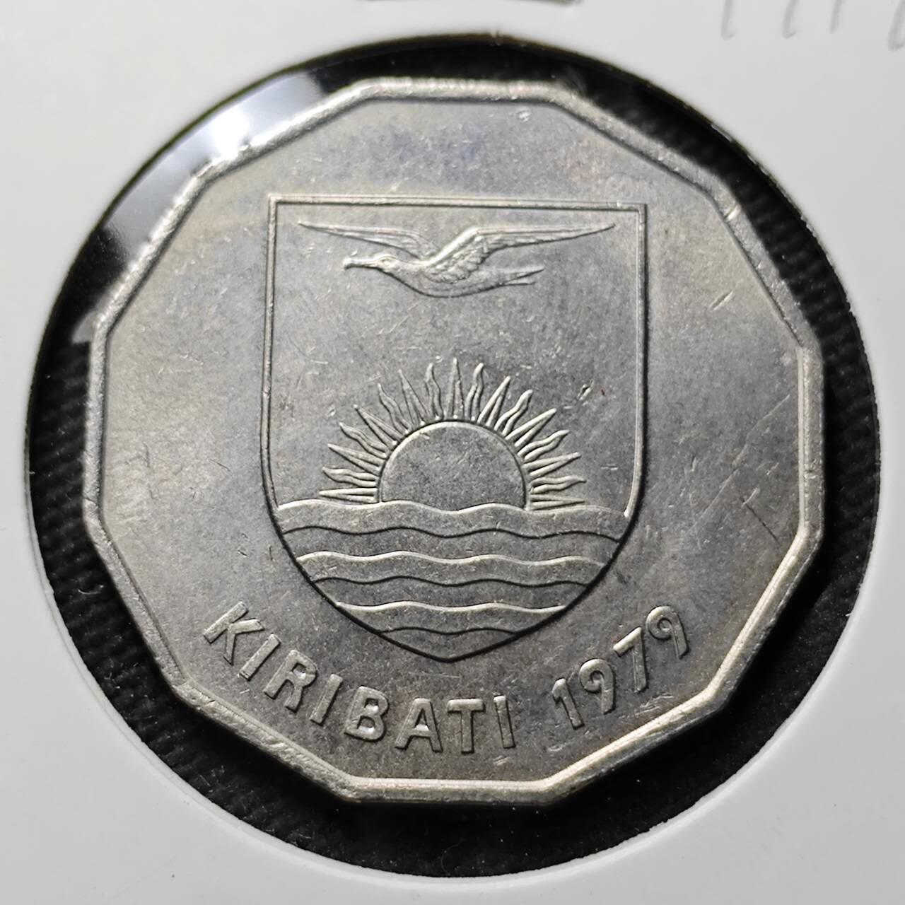 KK钱币收藏小铺  第399期  百期特拍（四拍之三）2月预留时间 周末发货  1979基里巴斯1元 好品