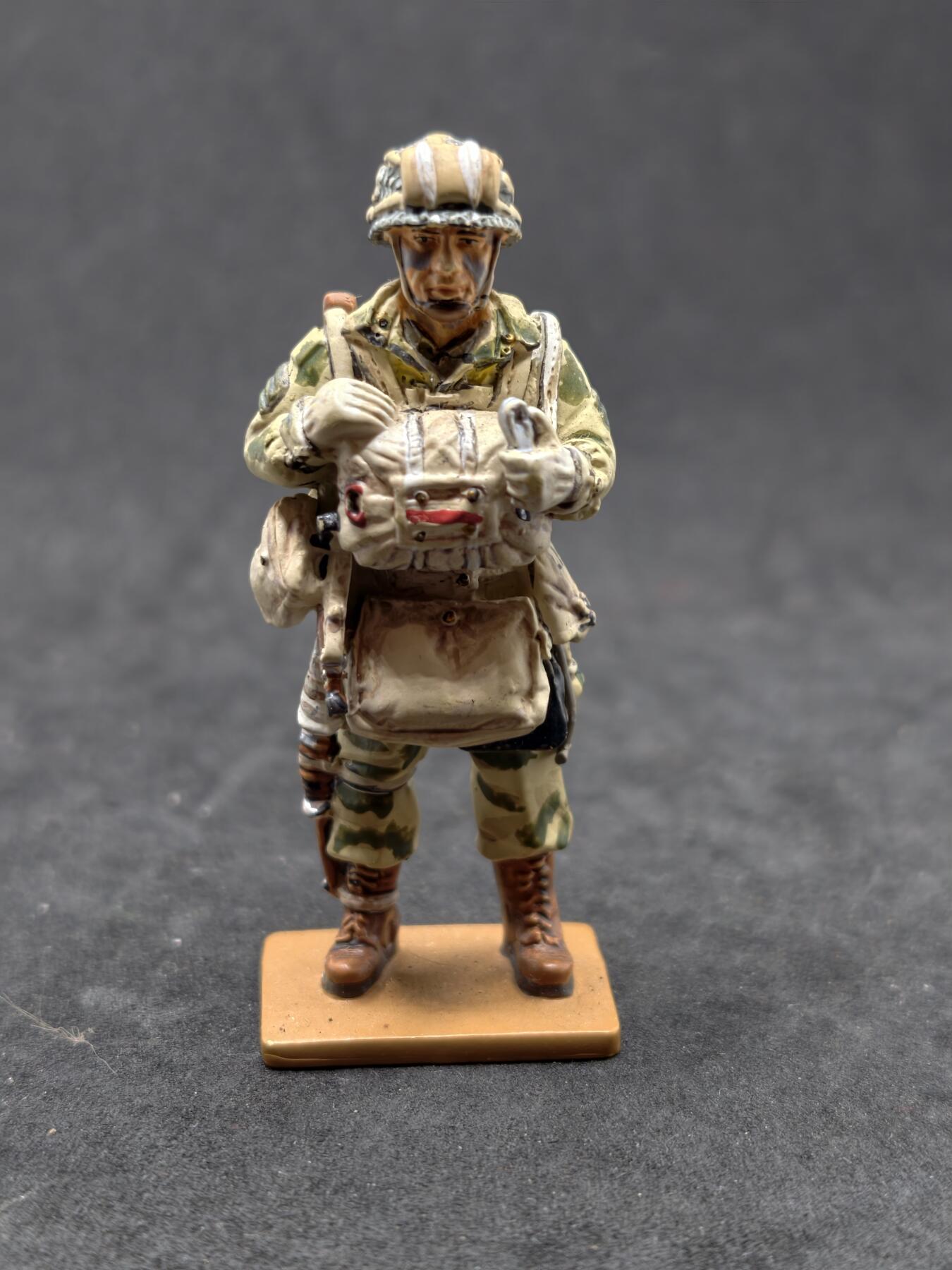 凯旋世界勋赏（第21期冬季大拍）（欢迎送拍）（对拍品有疑问请询问客服，不接受到手刀，出价默认拍品品相。请认真阅读拍卖规则！出价默认已认可！）（收到货请录制开箱视频，无视频概不处理问题。）