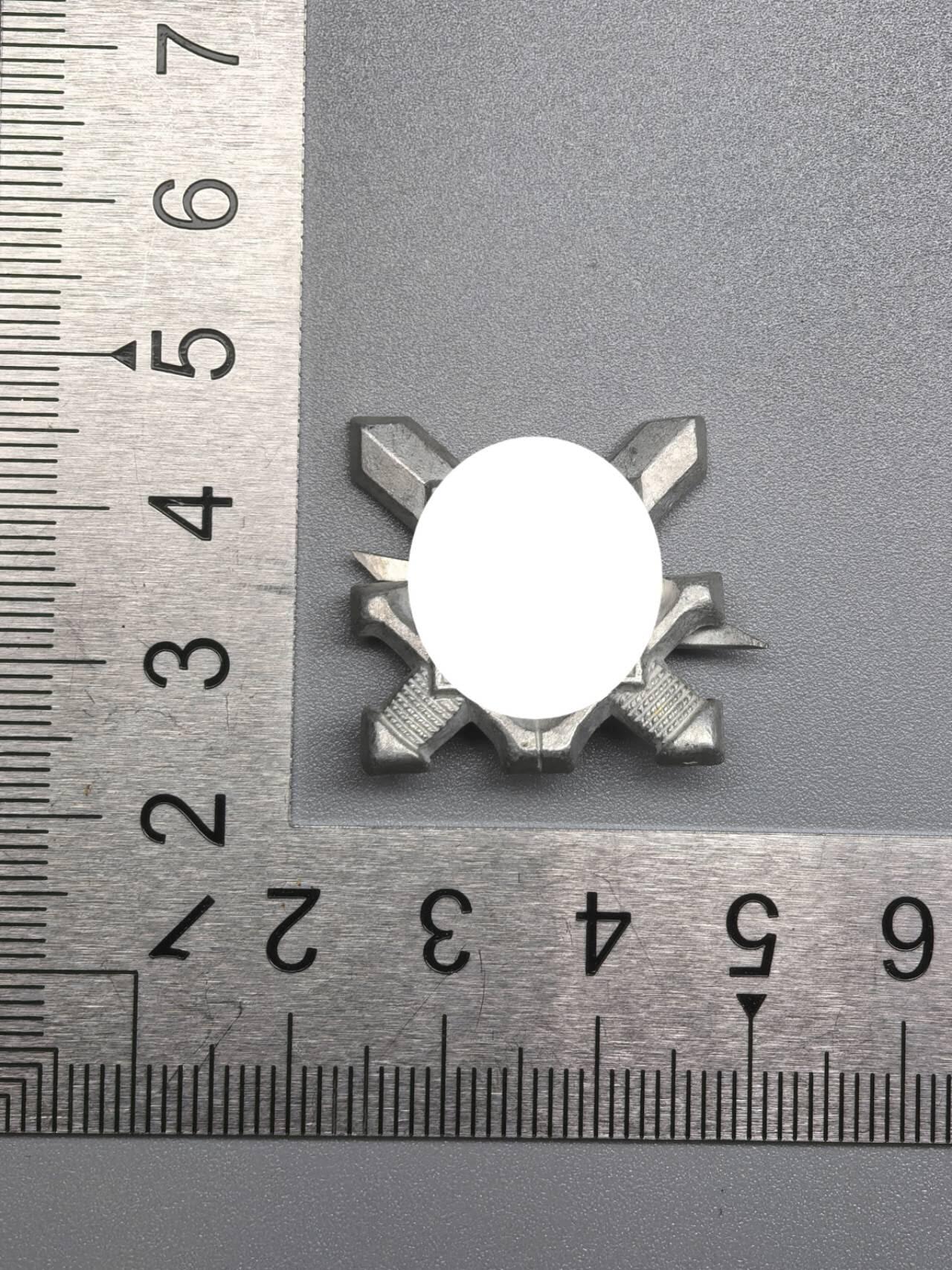 小驴勋章奖章收藏1月10日周六晚六点拍卖（珍爱和平，收藏战争，铭记历史，勿忘国耻，忠党爱国。有偿代拍，送拍规则在简介最后，参拍须阅读规则后再参拍，关系到运费包装发货时效真假辨别等关键信息，拍卖时不再发原图，看大图店主微信码在拍卖店铺介绍里）