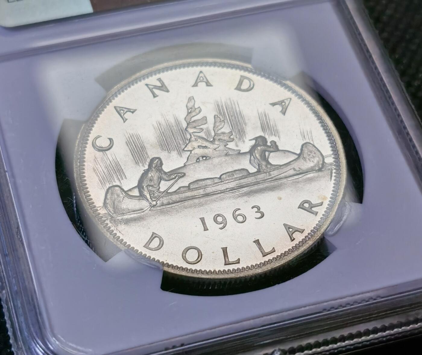 “甄选寰宇 · 臻藏岁华”新年精品场（直播拍卖）-甄臻铺-世界币章拍卖（第47期）送拍享返佣金等优惠多多