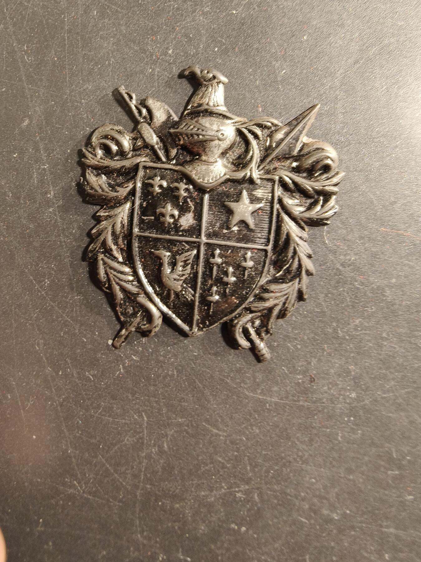 老王徽章第175期 德国中世纪盔甲风格徽章