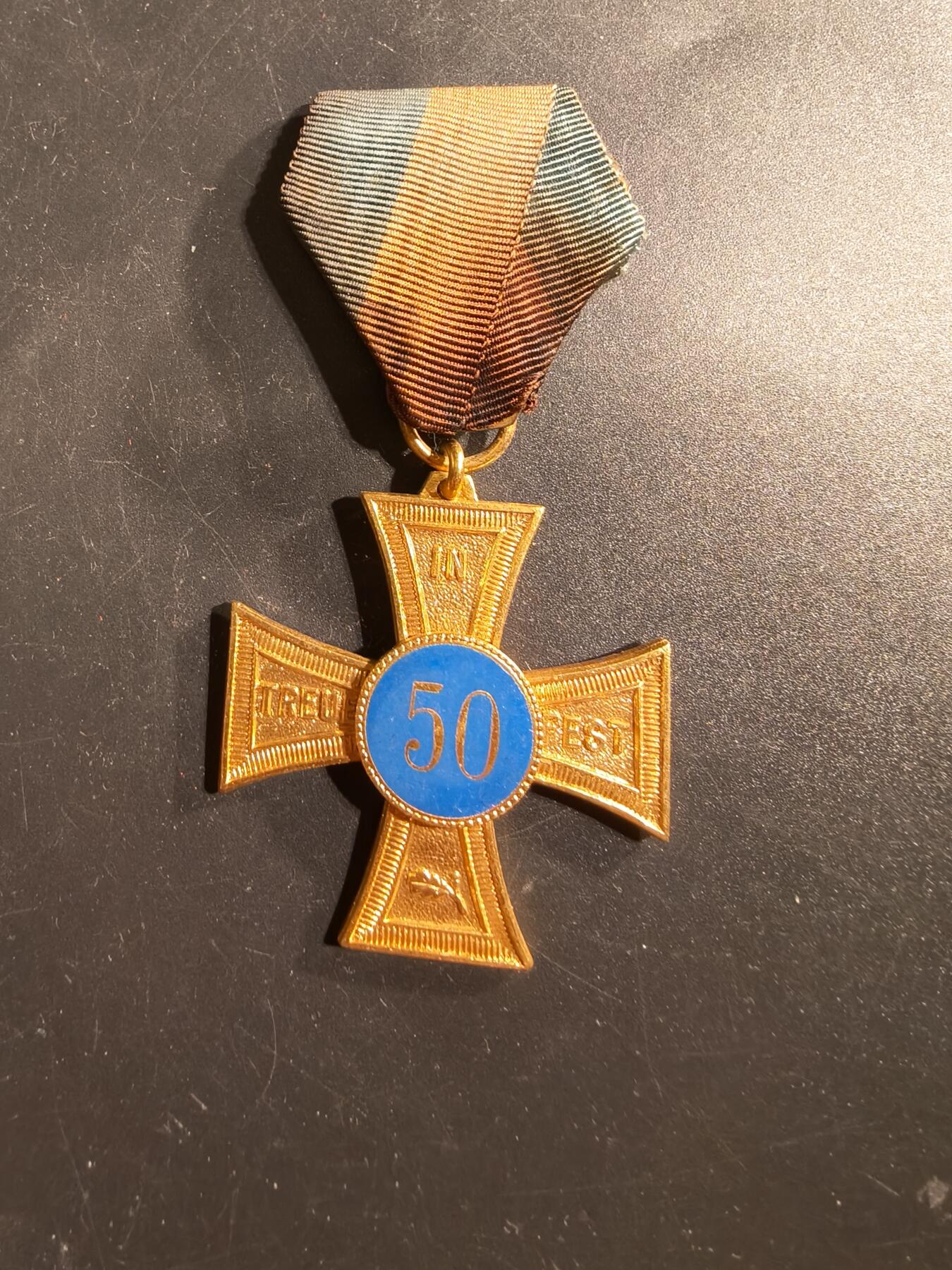 老王徽章第175期 德国巴伐利亚州25年忠诚服役奖章