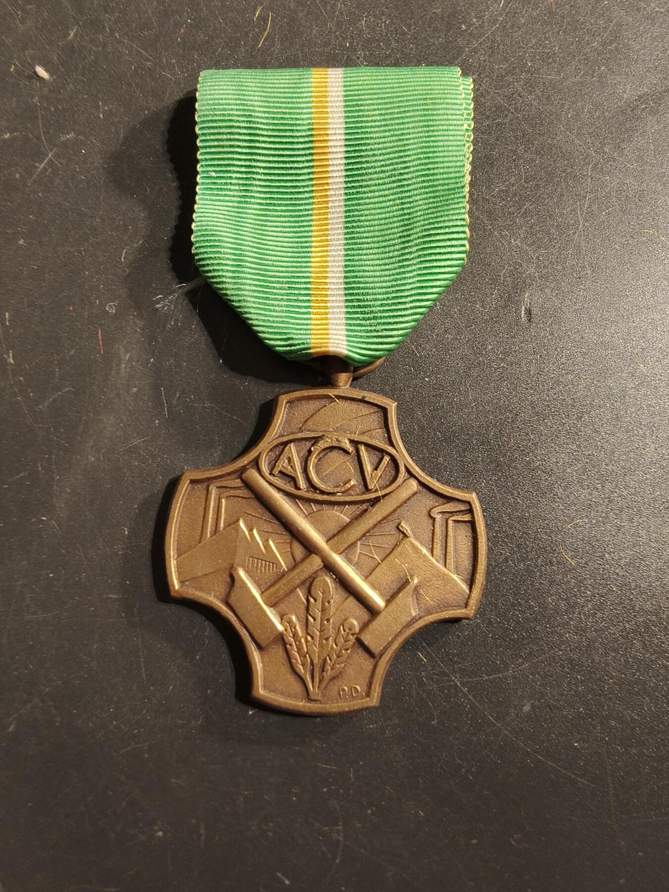 老王徽章第175期 比利时铜级基督教工会长期服务奖章