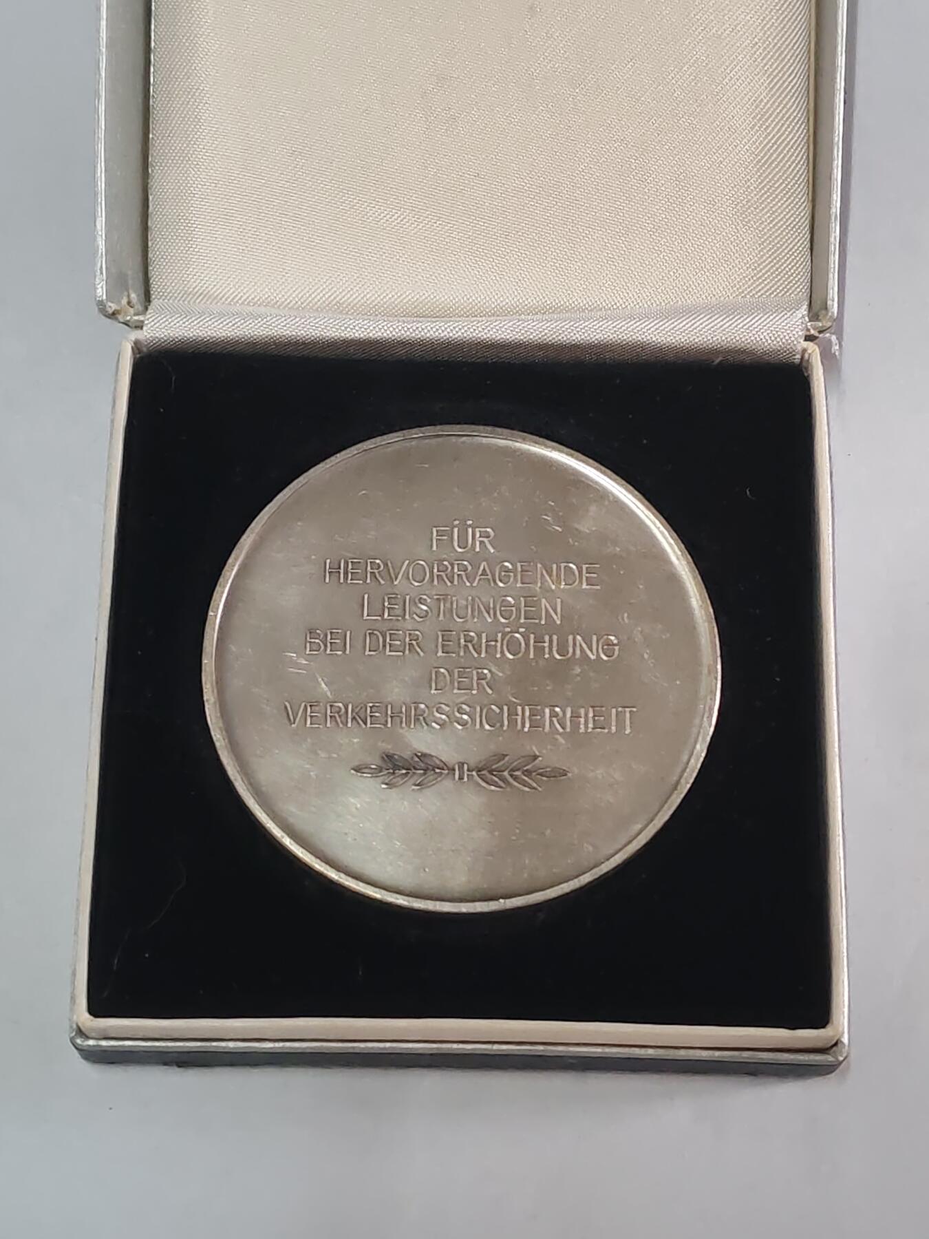 韵星假日拍卖第三十六期 -- Rimey Holidays Auction 36