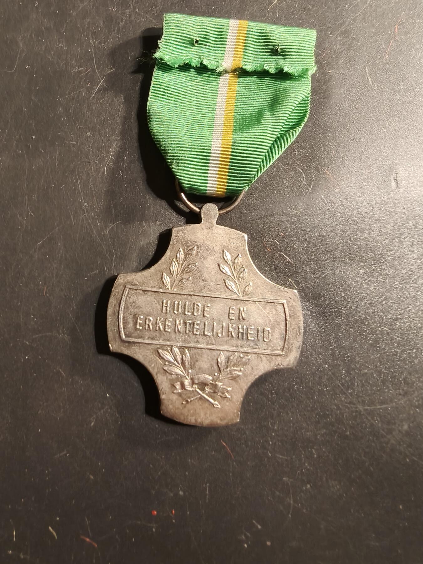 老王徽章第175期 比利时银级基督教工会长期服务奖章