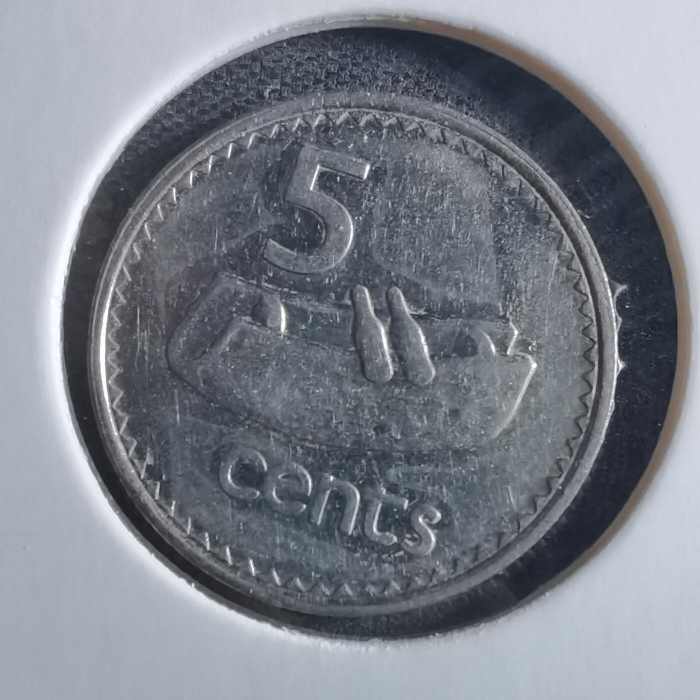 沼泽如烟--第955场 斐济1990年五分