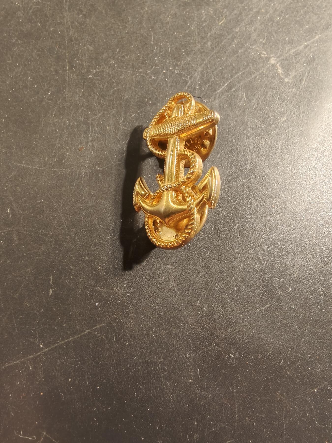 老王徽章第175期 美国海军少尉领章