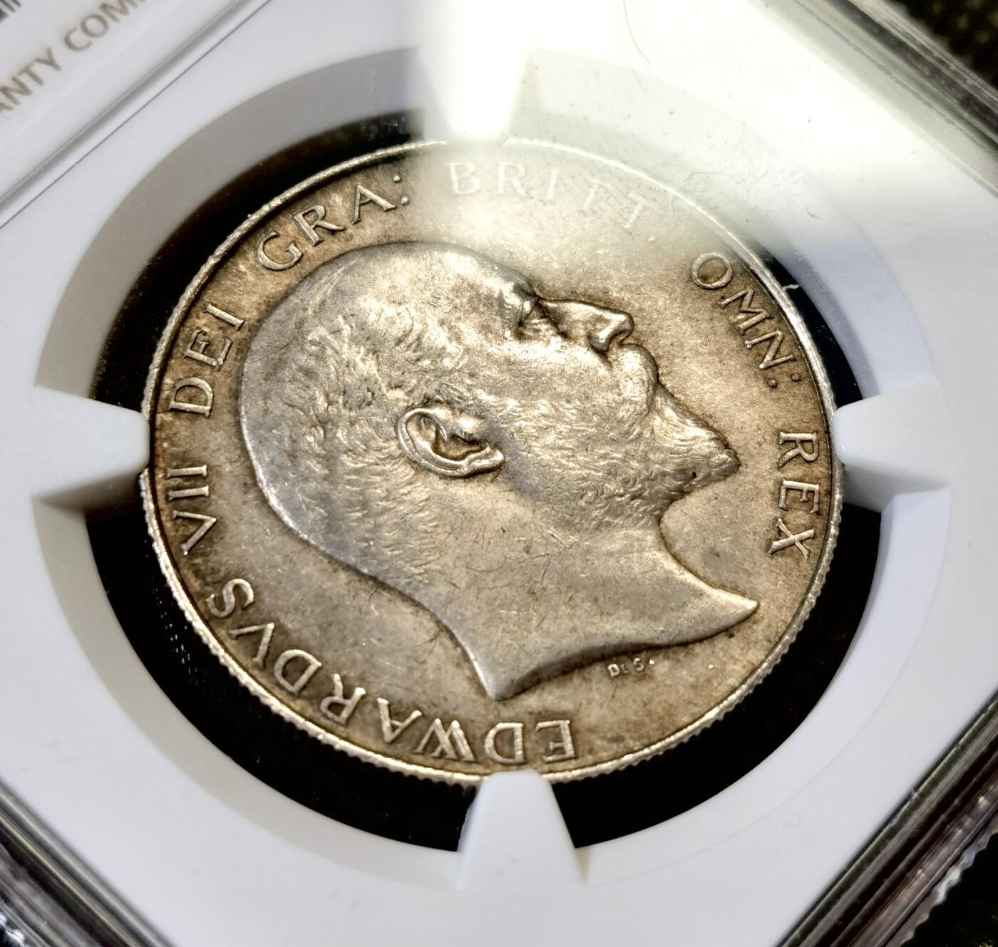 “甄选寰宇 · 臻藏岁华”新年精品场（直播拍卖）-甄臻铺-世界币章拍卖（第47期）送拍享返佣金等优惠多多