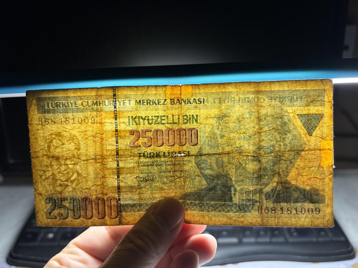 2026年集古藏今外币拍卖第一期-第3场—（总第300拍-纸币专场），本期拍完结算一次，发货时间2-3天，休息几天后继续新的一期拍卖。