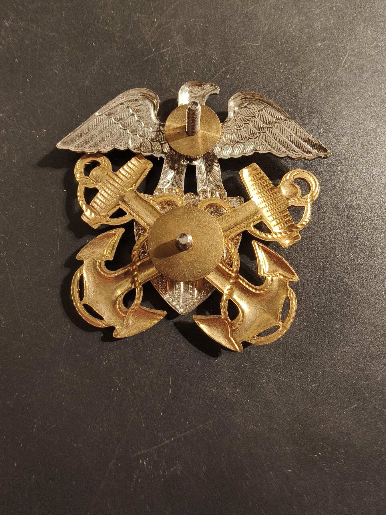 老王徽章第175期 美国海军大檐帽帽徽