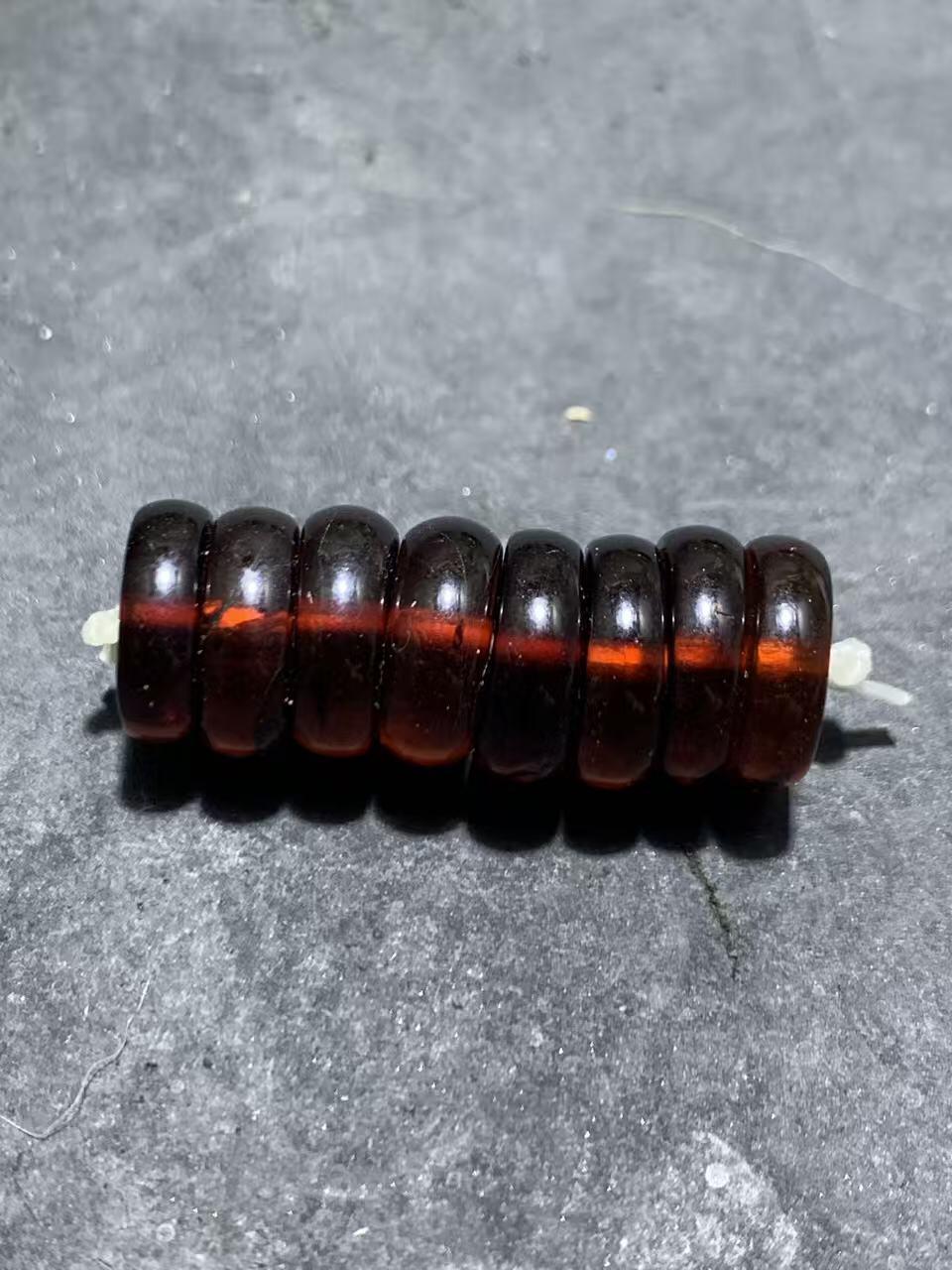 乌克兰血珀隔片一组，