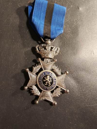 老王徽章第175期 - 比利时骑士级利奥波德二世勋章