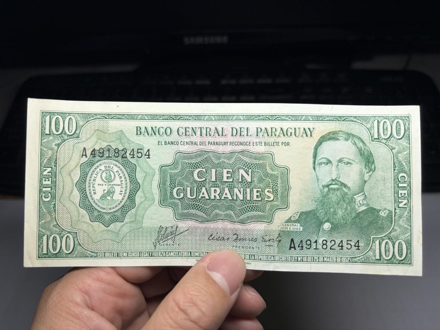 2026年集古藏今外币拍卖第一期-第3场—（总第300拍-纸币专场），本期拍完结算一次，发货时间2-3天，休息几天后继续新的一期拍卖。 巴拉圭100元