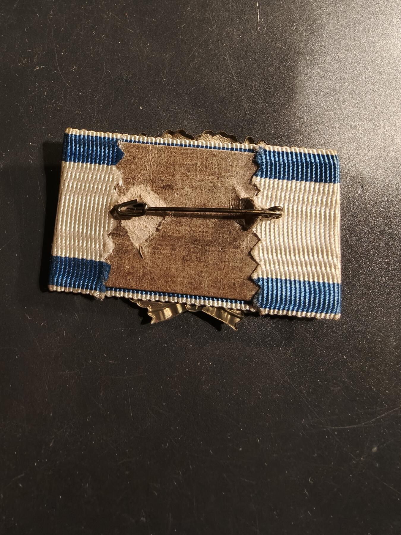 老王徽章第175期 德国巴伐利亚州老兵协会40年忠诚服务证章