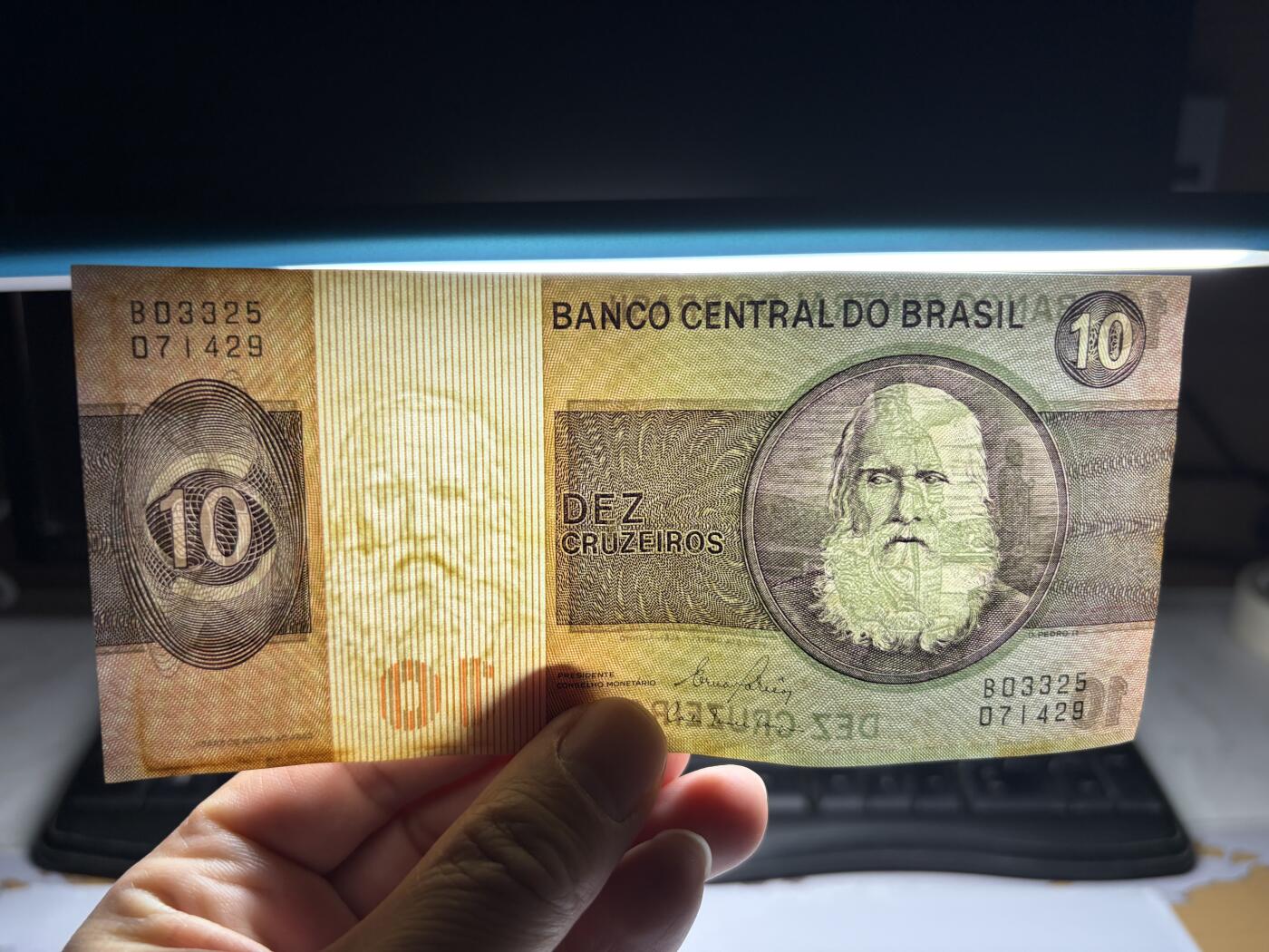 2026年集古藏今外币拍卖第一期-第3场—（总第300拍-纸币专场），本期拍完结算一次，发货时间2-3天，休息几天后继续新的一期拍卖。