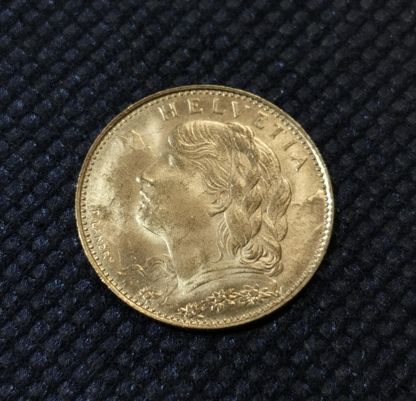 “甄选寰宇 · 臻藏岁华”新年精品场（直播拍卖）-甄臻铺-世界币章拍卖（第47期）送拍享返佣金等优惠多多