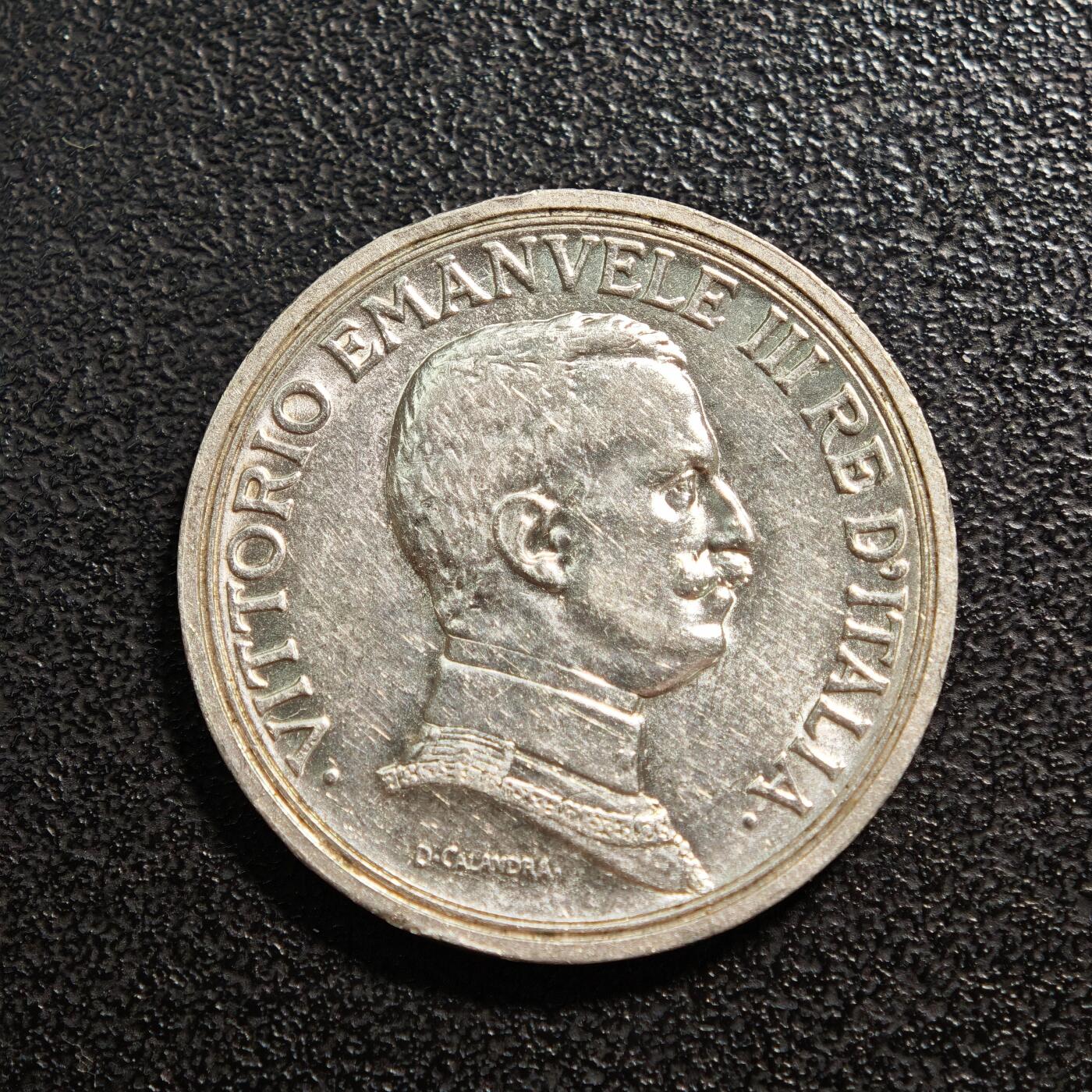 【德藏】世界币章拍卖第161期 1916年 意大利马拉车2里拉银币 直径约：27.1mm；重约：10g