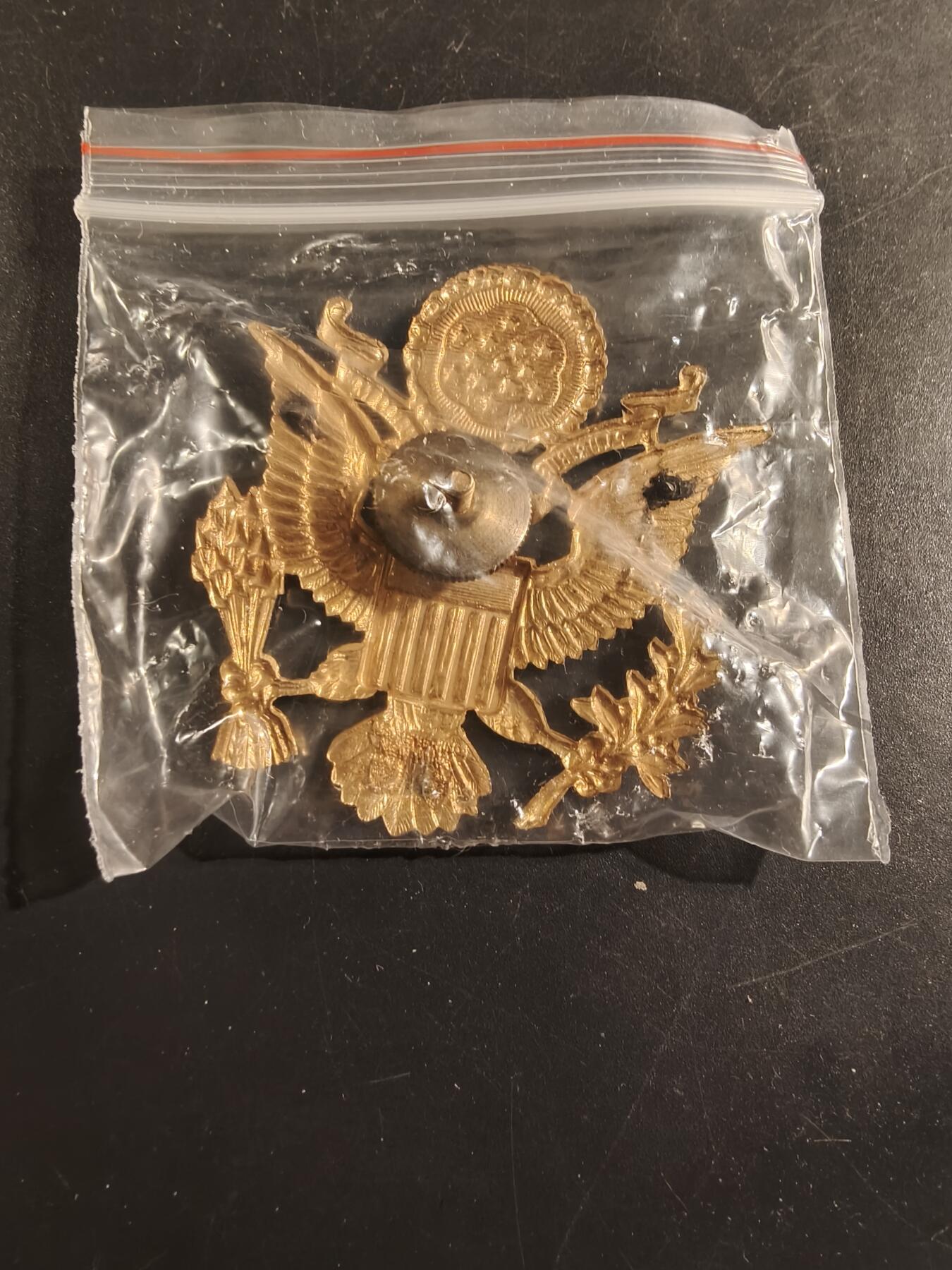 老王徽章第175期 美国陆军军官大檐帽帽徽