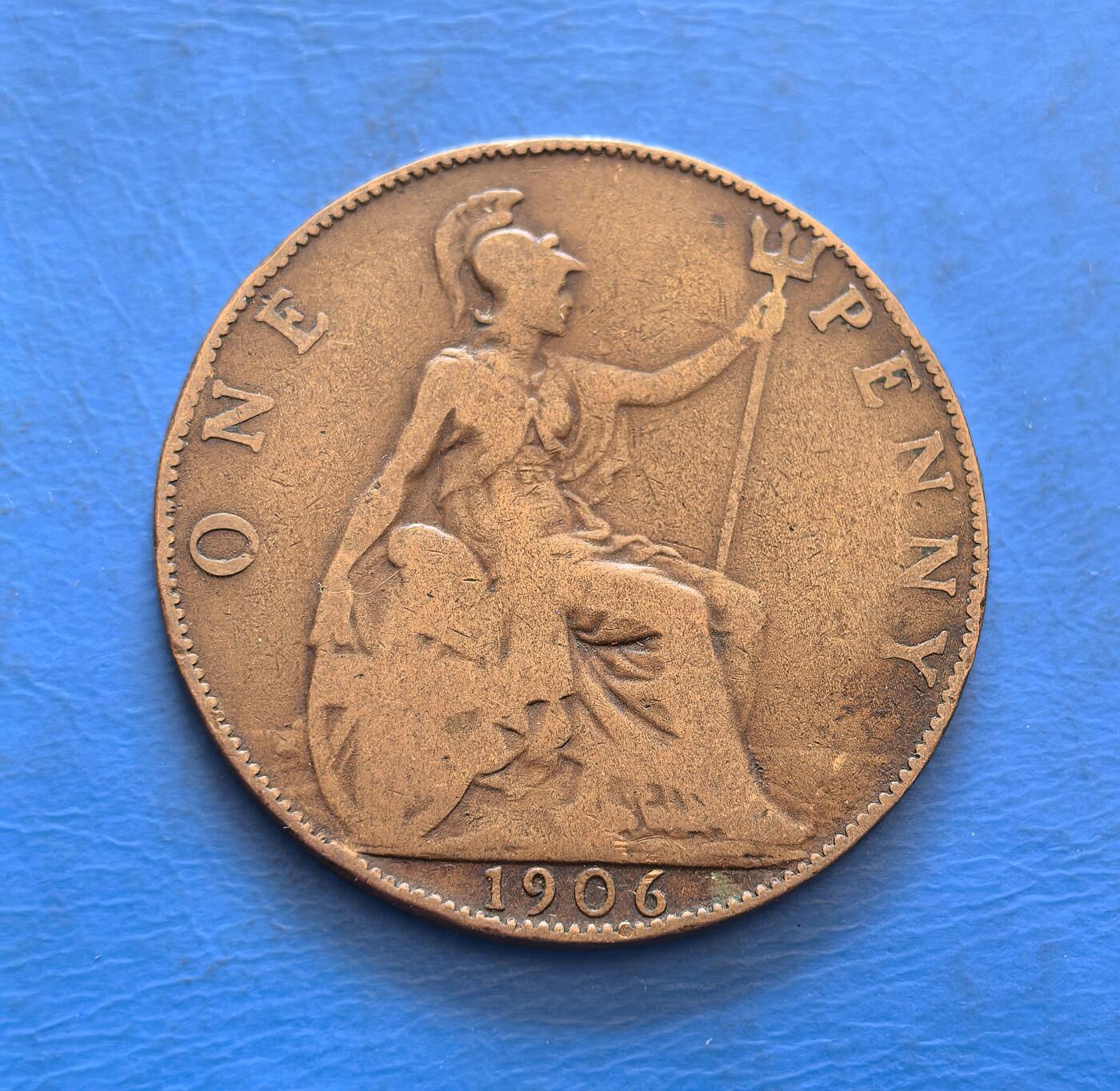 外国优质银币非洲美洲币，周六九点倒数截拍，满百包邮，持续收拍 英国爱德华七世1906 年 1 便士铜币，正面印国王头像 + 君主标识，背面展持三叉戟的不列颠女神像，承载爱德华七世时期货币文化，兼具君主纪念与国家符号收藏价值。