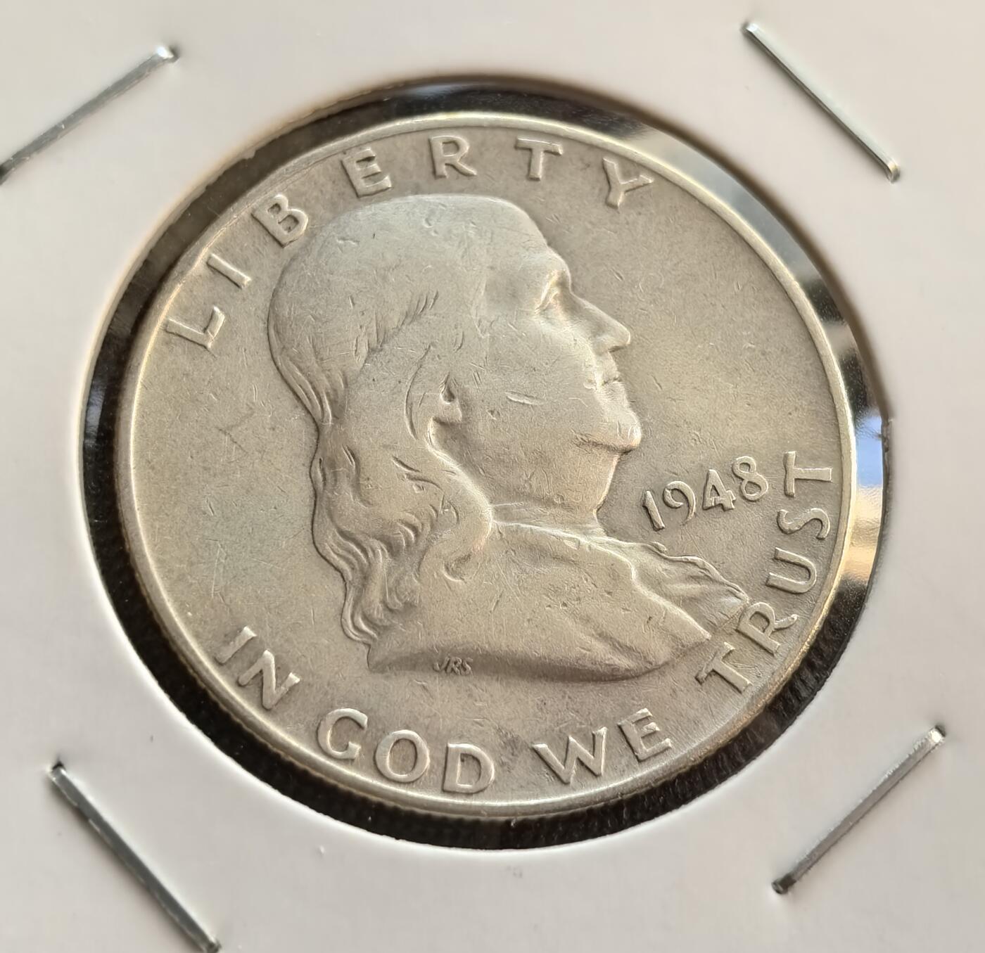 外国优质银币非洲美洲币，周六九点倒数截拍，满百包邮，持续收拍 美国1948 年富兰克林半元银币D版，正面是富兰克林头像配 “自由” 字样，背面是独立钟 + 小鹰饰，带 “合众为一” 格言，版式独特、是经典纪念币，收藏辨识度高。