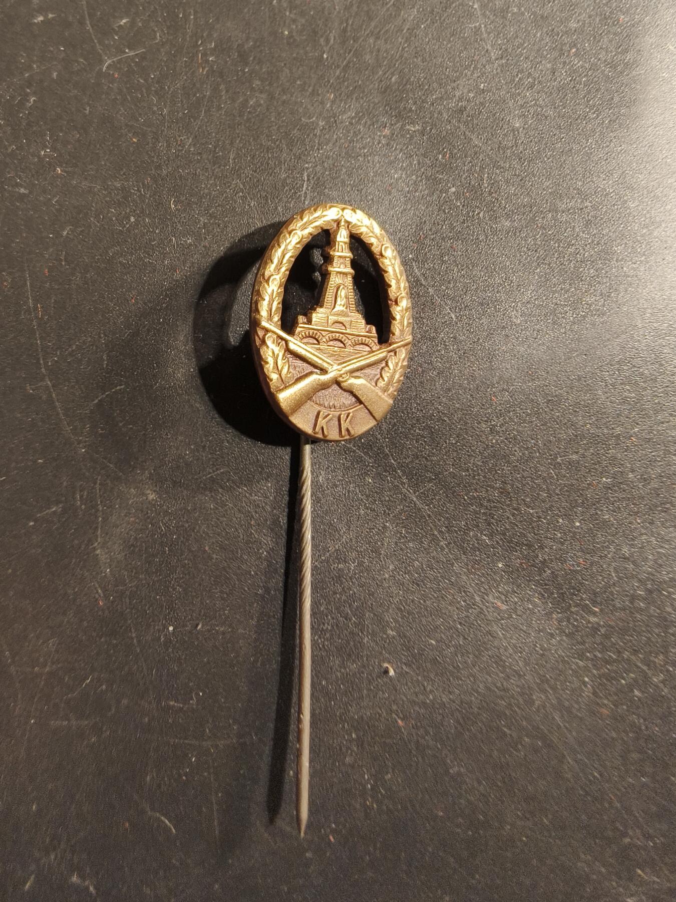 老王徽章第175期 德国铜级基夫霍伊泽老兵协会射击技能针插