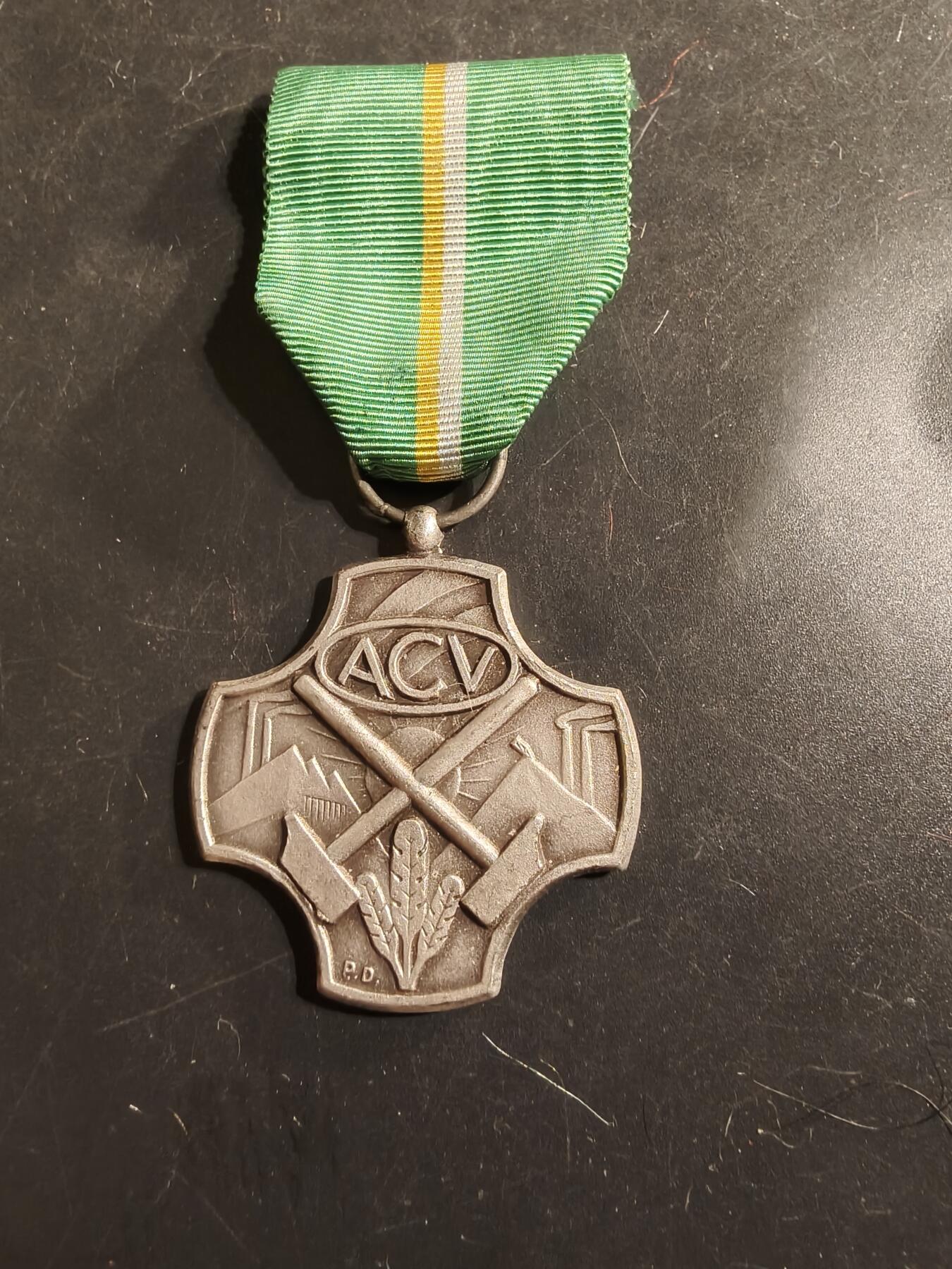 老王徽章第175期 比利时银级基督教工会长期服务奖章