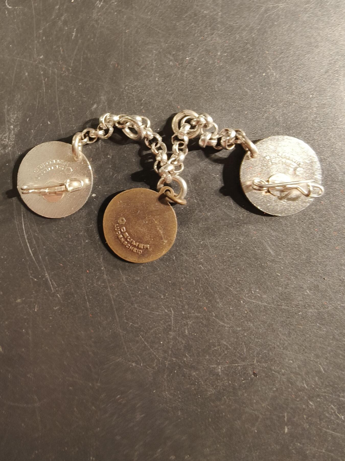 老王徽章第175期