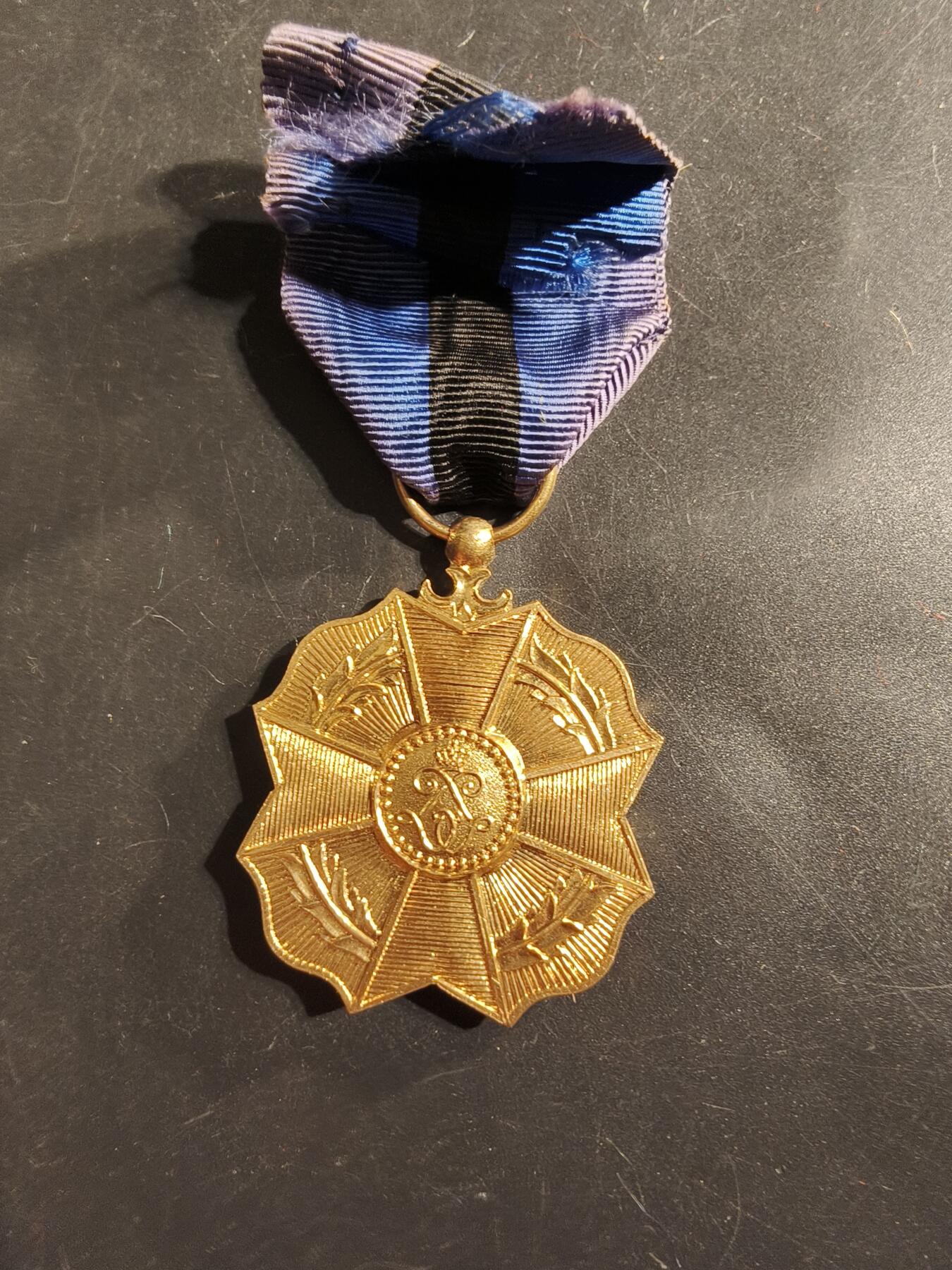 老王徽章第175期