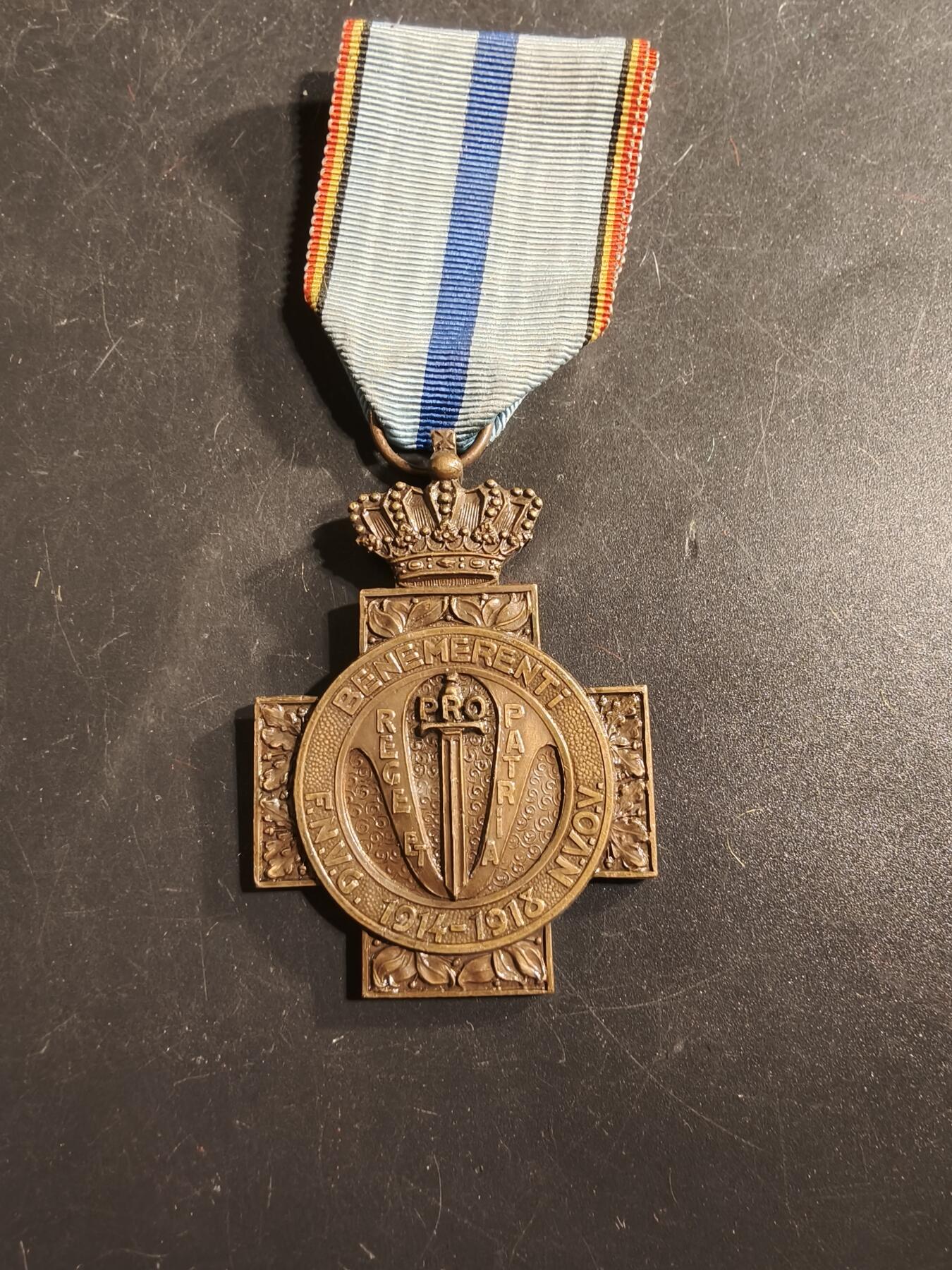 老王徽章第175期 比利时铜级一战志愿者服役十字奖章