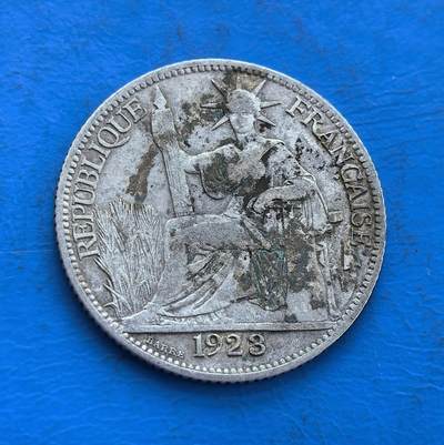 外国优质银币非洲美洲币，周六九点倒数截拍，满百包邮，持续收拍 - 法属印支1923 年 20 分坐洋银币纯银价65元，正面是持炬自由女神像，背面花环环绕标面值，年份清晰带铸造标识，是殖民币中热门小面值品种，历史味浓。
