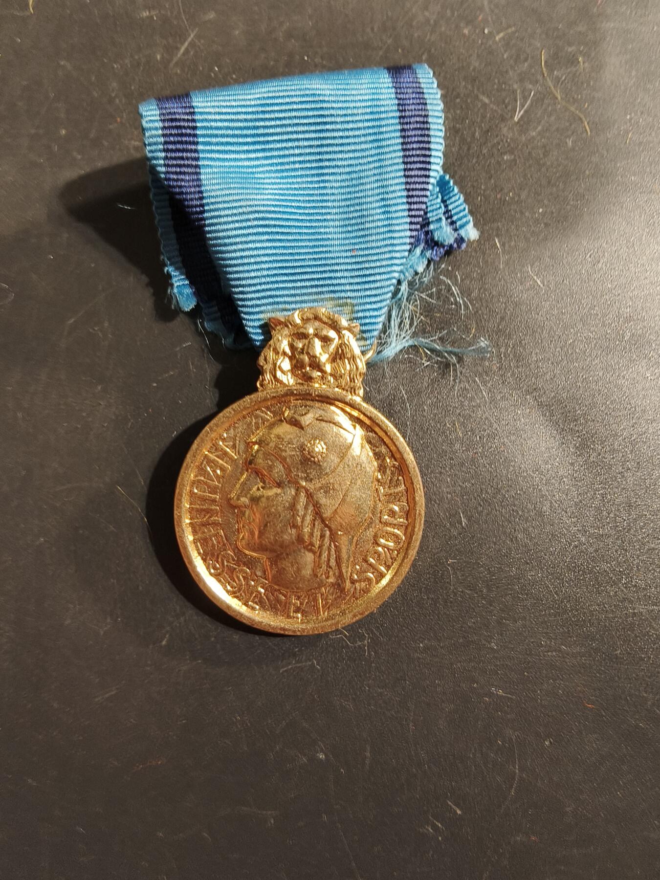 老王徽章第175期 法国金级体育奖章