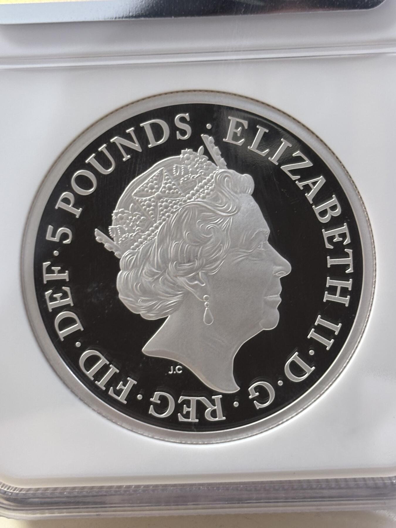 第187期拍卖  英国2022年不列颠女神时代女性2盎司精制加厚银币NGC-PF69,999银，发行550枚