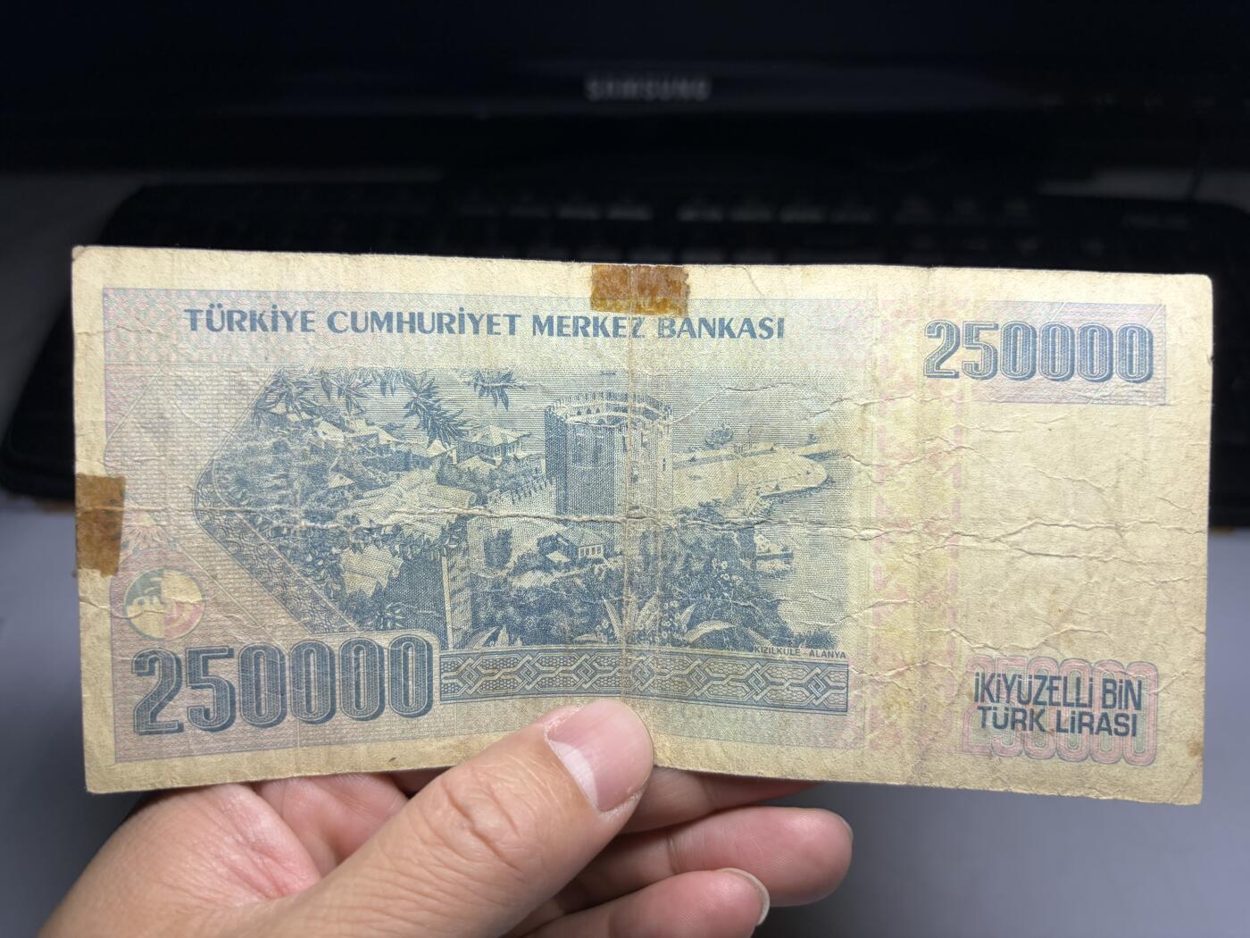 2026年集古藏今外币拍卖第一期-第3场—（总第300拍-纸币专场），本期拍完结算一次，发货时间2-3天，休息几天后继续新的一期拍卖。