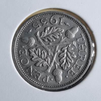 沼泽如烟--第955场 - 英国1935年3便士银币