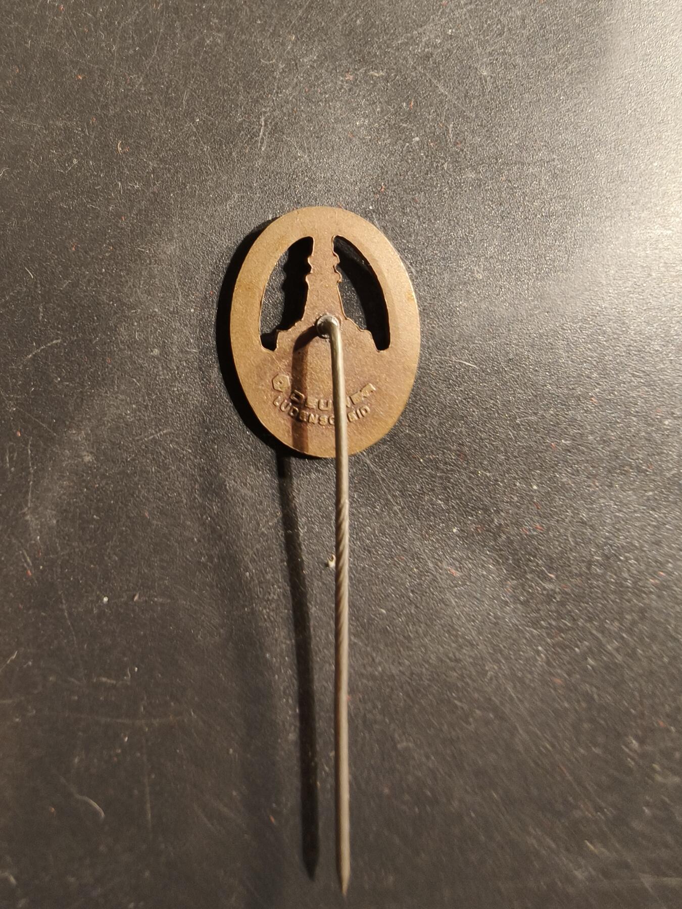 老王徽章第175期 德国铜级基夫霍伊泽老兵协会射击技能针插