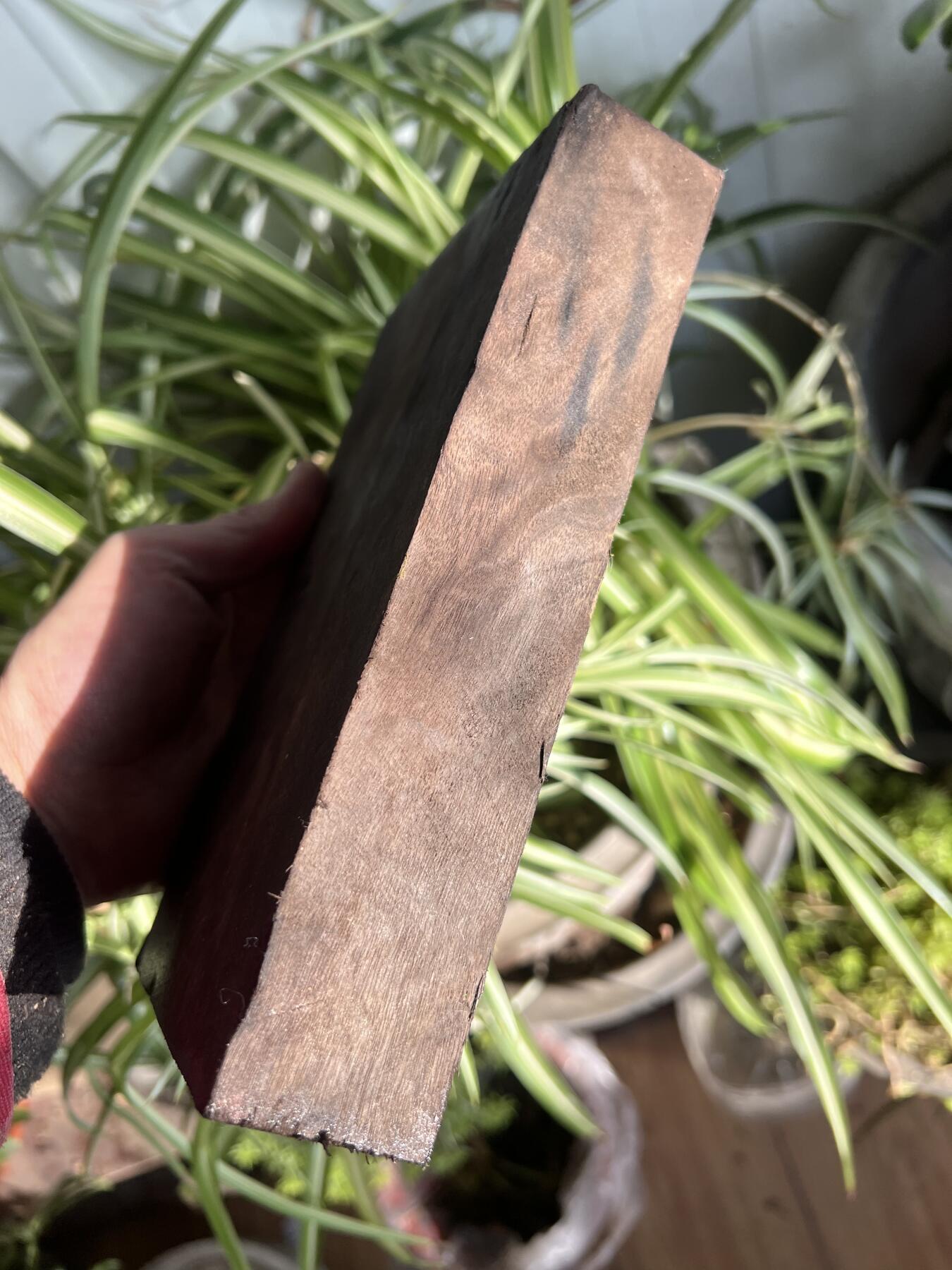 零元拍：NO10-6 金丝楠 牌子料  氧化极佳呈现出紫铜一般的颜色。满金丝 果香满满 尺寸：20/12厚3.8CM