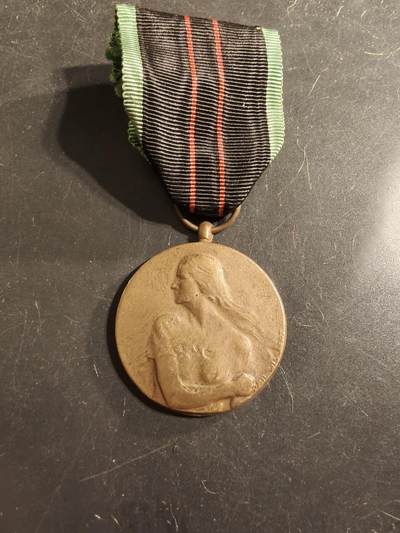 老王徽章第175期 - 比利时二战武装抵抗奖章