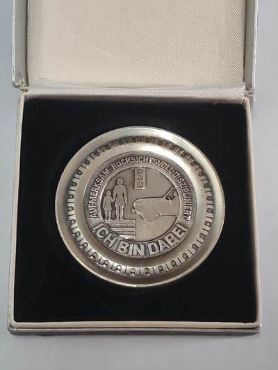 韵星假日拍卖第三十六期 -- Rimey Holidays Auction 36 - 民主德国交通奖励盘 带原盒 官方类