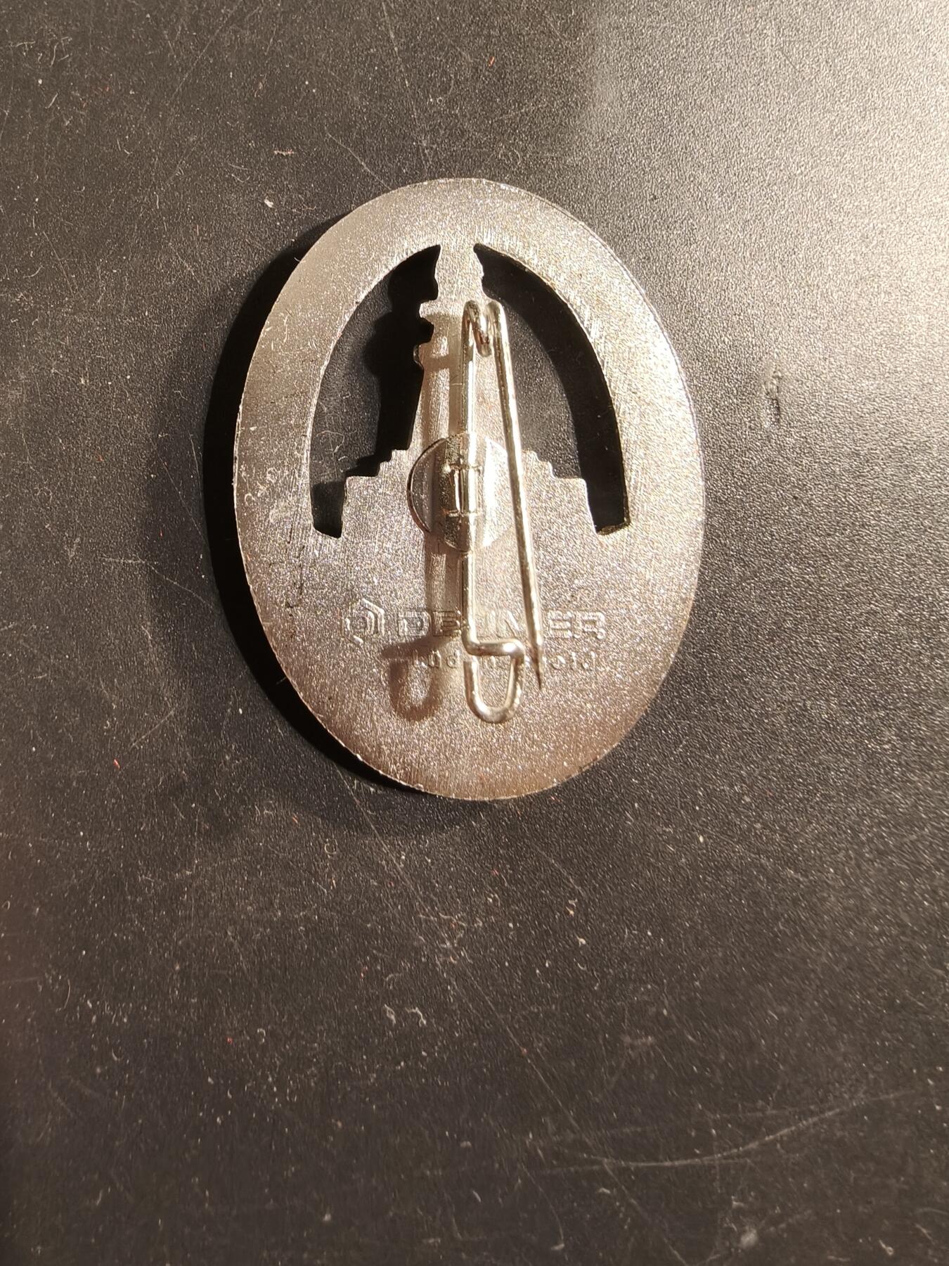 老王徽章第175期 德国银级基夫霍伊泽老兵协会射击技能证章