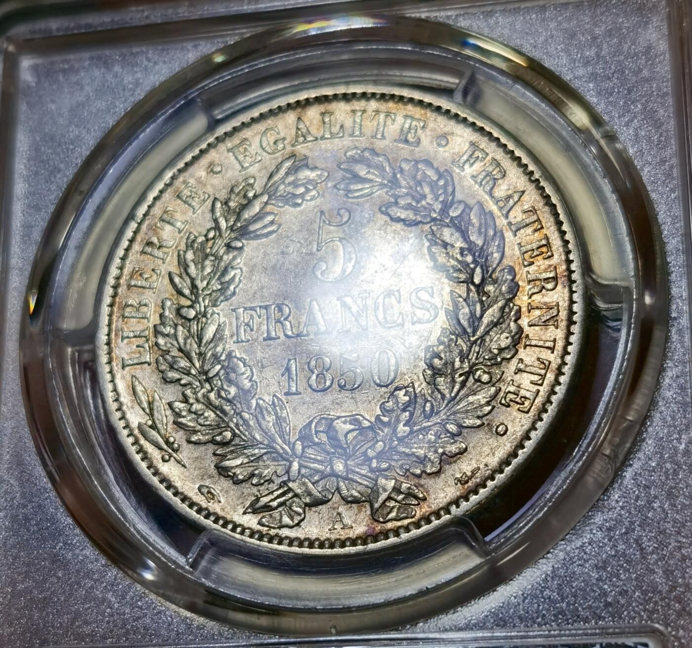 “甄选寰宇 · 臻藏岁华”新年精品场（直播拍卖）-甄臻铺-世界币章拍卖（第47期）送拍享返佣金等优惠多多