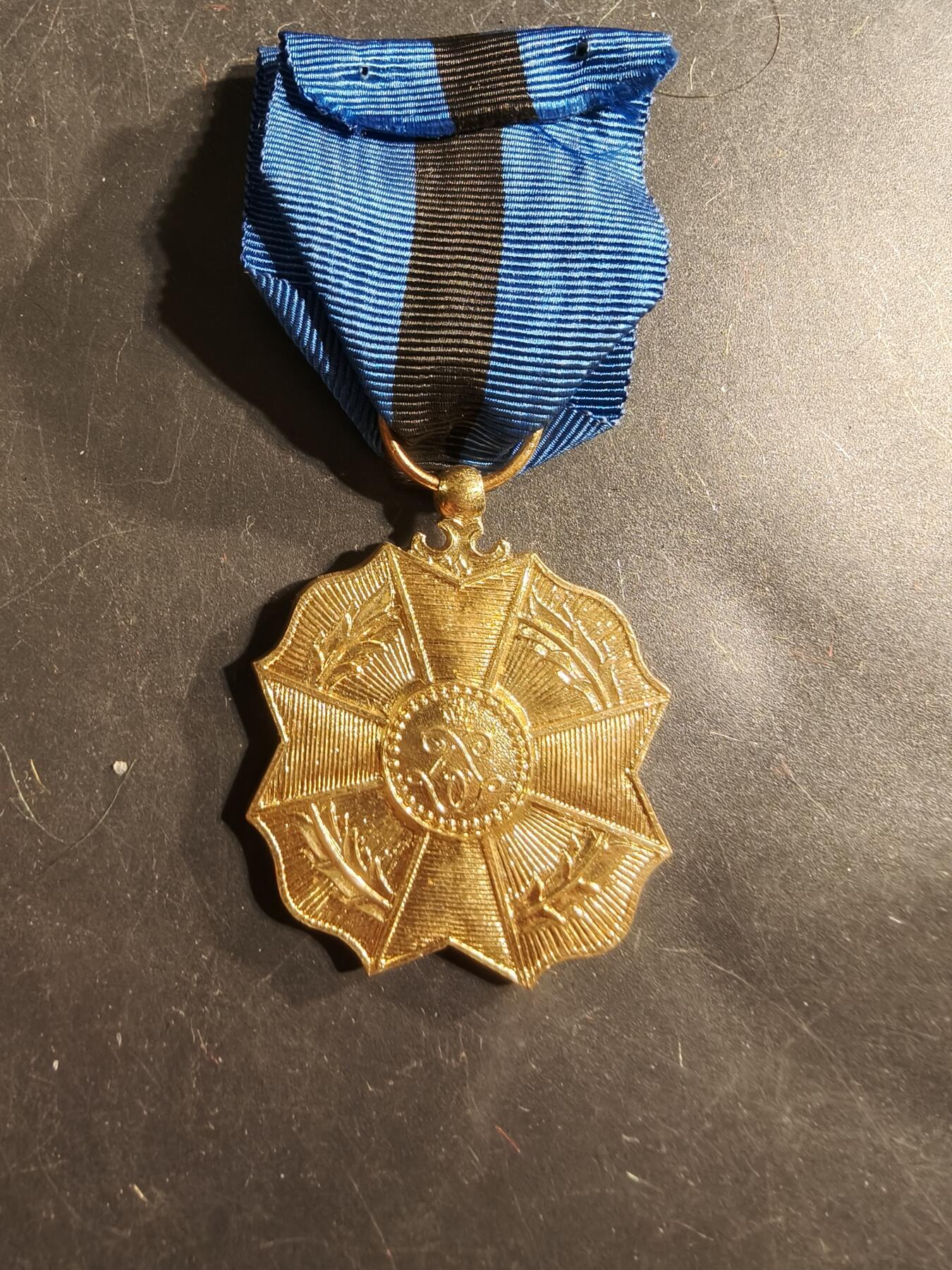 老王徽章第175期