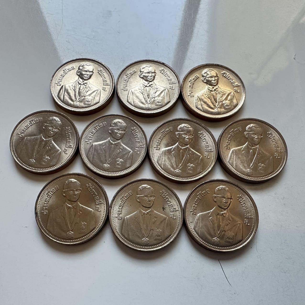 🌹外币初藏🌹🐯2026年第5场  每周二四六晚8️⃣点 接代拍 1985年东南亚运动会2泰铢纪念币10枚 a