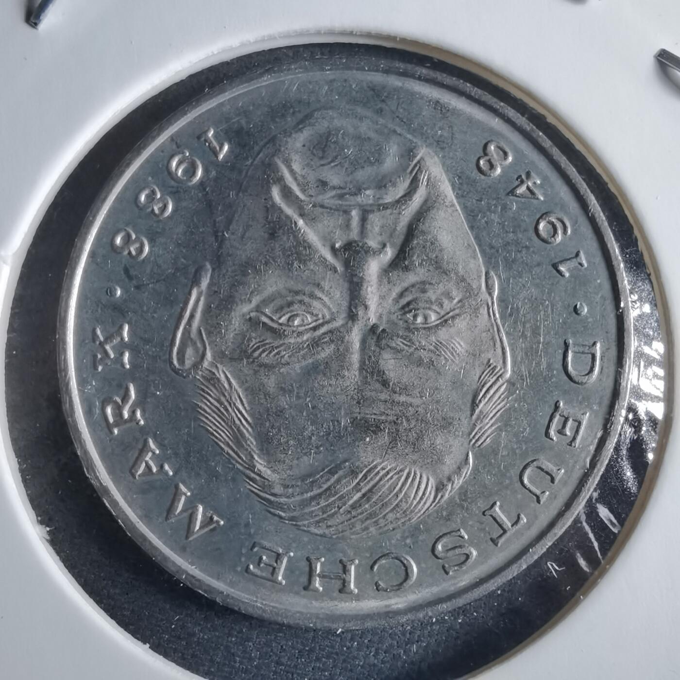 沼泽如烟--第955场 德国1988年2马克