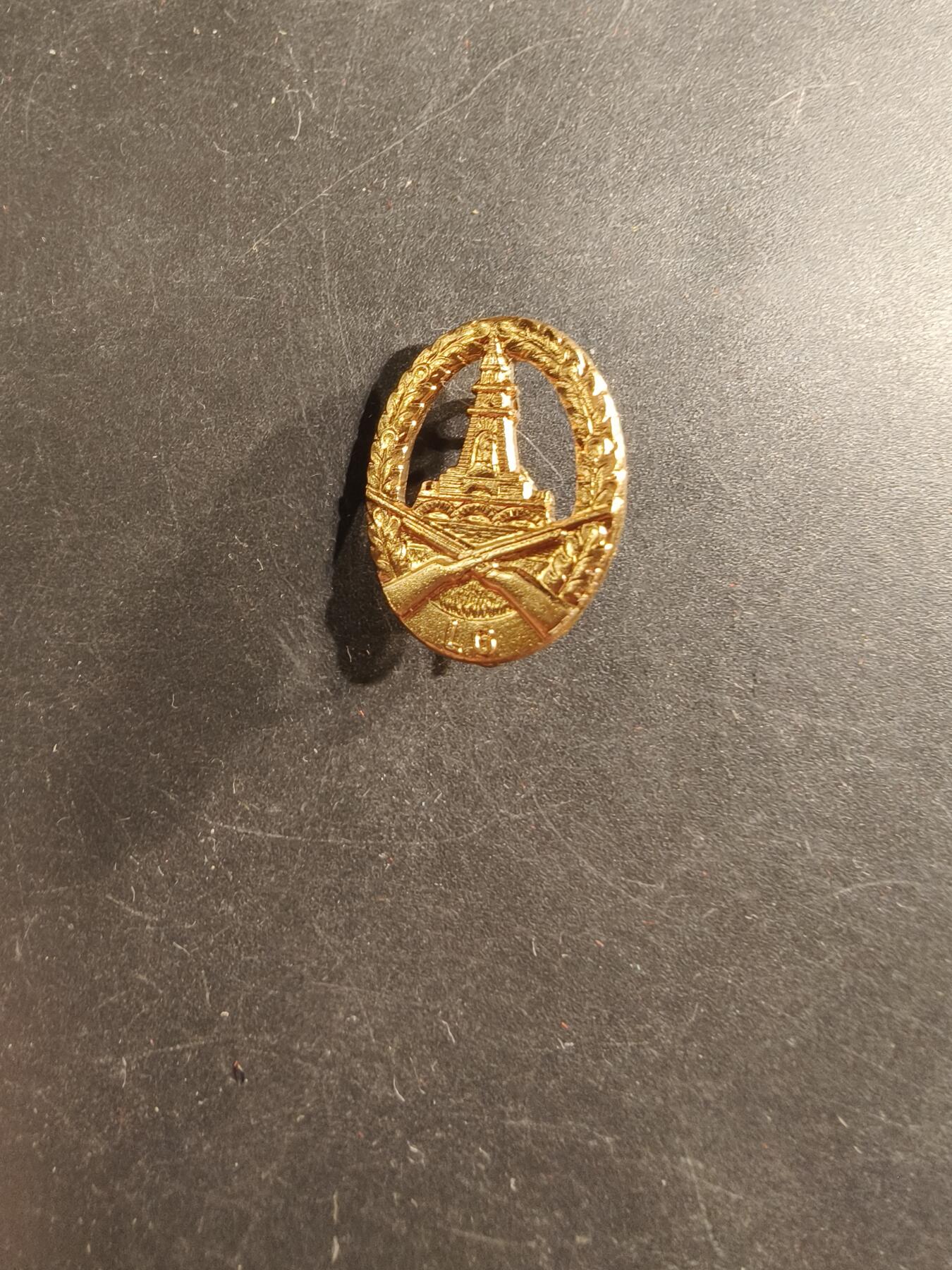 老王徽章第175期 德国金级基夫霍伊泽老兵协会射击技能证章