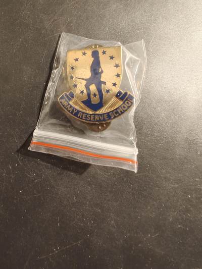 老王徽章第175期 - 美国陆军预备役学校证章