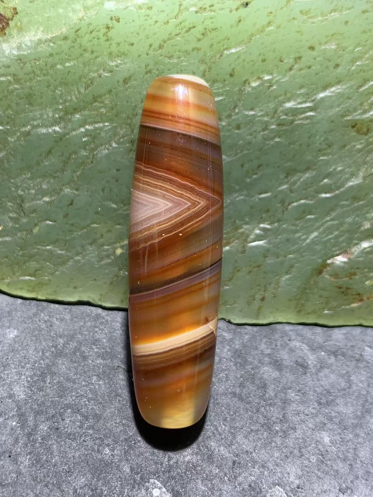 高玉化千层纹巴西玛瑙随形通货桶珠一个，，