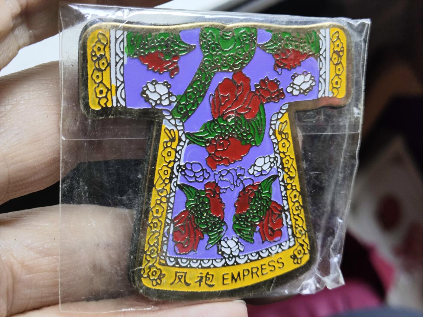 浓郁中国风景泰蓝冰箱贴 清宫凤袍