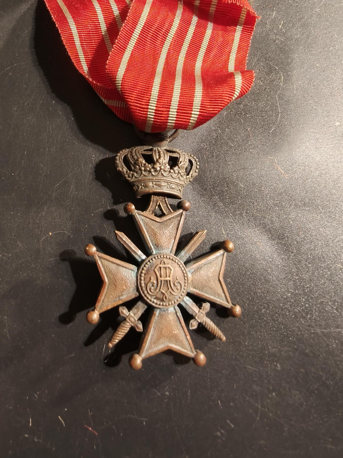 老王徽章第175期 比利时一战战争十字奖章